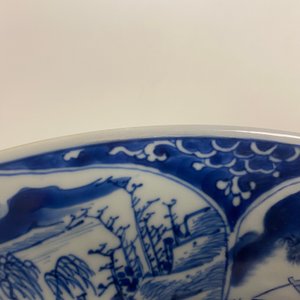 Een Chinese blauw-witte schotel met muzikanten, Kangxi — foto 6