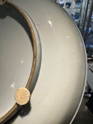 Een Chinese blauw-witte schotel met strijders te paard, 19e eeuw — foto 12