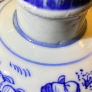 Een Chinese blauw-witte stem cup met spelende jongens, Wanli — foto 18