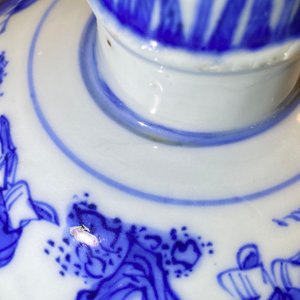 Een Chinese blauw-witte stem cup met spelende jongens, Wanli — foto 19