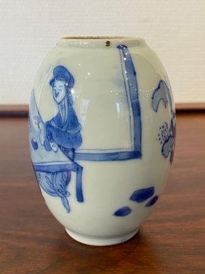 Een Chinese blauw-witte theebus, Kangxi — foto 4