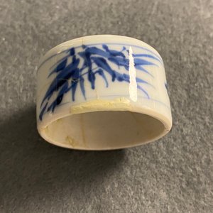 Een Chinese blauw-witte theebus met deksel, Kangxi — foto 13