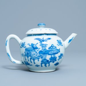Een Chinese blauw-witte theepot met deksel, Kangxi — foto 4