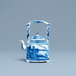 Een Chinese blauw-witte theepot met deksel, Kangxi — foto 2