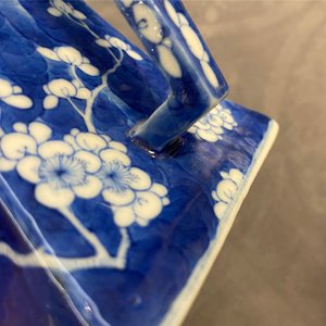 Een Chinese blauw-witte theepot naar Yixing steengoed model, 19e eeuw — foto 9