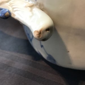 Een Chinese blauw-witte vaas met chilong-handgrepen, Kangxi — foto 24