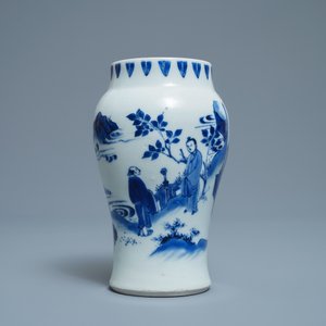 Een Chinese blauw-witte vaas met figuren in een landschap, Transitie periode — foto 2