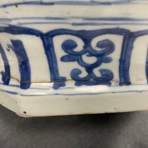 Een Chinese blauw-witte vaas met kraanvogels, Jiajing — foto 18