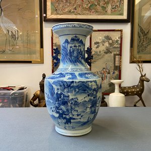 Een Chinese blauw-witte vaas met krijgers, 19e eeuw — foto 11