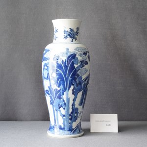 Een Chinese blauw-witte vaas met musicerende en dansende dames, Kangxi — foto 24