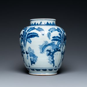 Een Chinese blauw-witte vaas met verhalend decor op houten sokkel, Transitie periode — foto 4