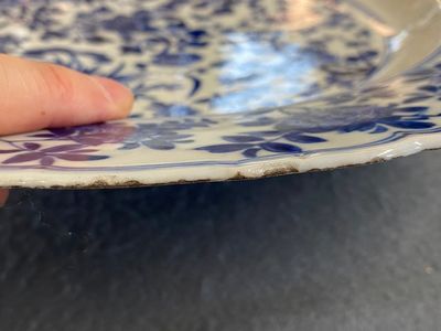 Een Chinese blauw-witte 'vier seizoenen' schotel, Kangxi merk en periode — foto 8