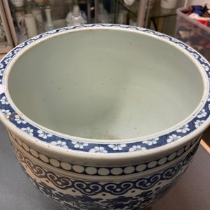Een Chinese blauw-witte viskom, 19e eeuw — foto 12