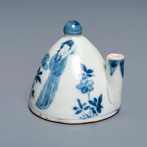 Een Chinese blauw-witte waterdruppelaar met 'Lange Lijzen', Kangxi — foto 1