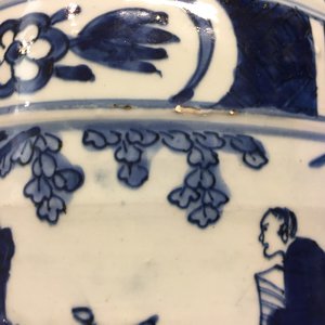 Een Chinese blauw-witte wierookbrander, Ming, Wanli — foto 15