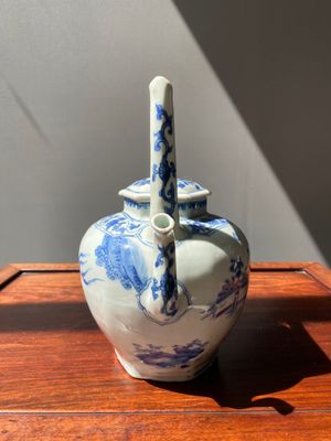 Een Chinese blauw-witte wijnkan met kylins, Transitie periode — foto 2