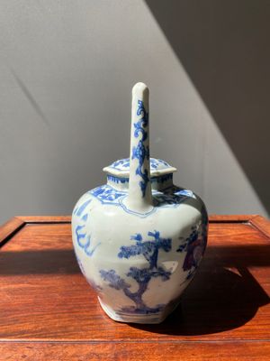 Een Chinese blauw-witte wijnkan met kylins, Transitie periode — foto 4
