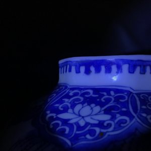 Een Chinese blauwwitte balustervaas, Transitie periode — foto 14