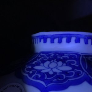 Een Chinese blauwwitte balustervaas, Transitie periode — foto 15