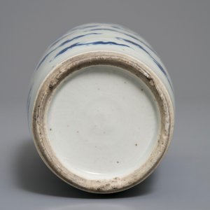 Een Chinese blauwwitte 'Bleu de Hue' meiping vaas voor de Vietnamese markt, 19e eeuw — foto 6