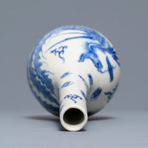 Een Chinese blauwwitte 'Bleu de Hue' vaas voor de Vietnamese markt, Nei Fu merk, 19e eeuw — foto 7