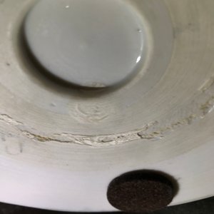 Een Chinese blauwwitte cylindrische penselenbeker met fabeldieren, Kangxi — foto 20
