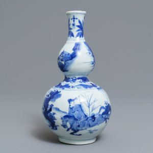 Een Chinese blauwwitte kalebasvaas met figuratief decor rondom, Transitie periode — foto 3