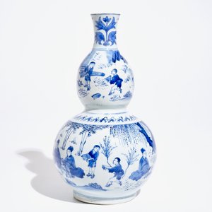 Een Chinese blauwwitte kalebasvaas, Transitie periode — foto 3