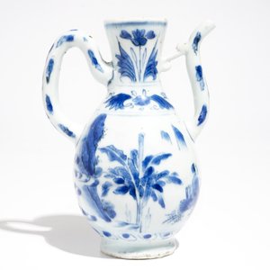 Een Chinese blauwwitte kan met figuren in een landschap, Transitie periode — foto 3