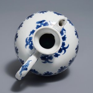 Een Chinese blauwwitte kan naar Zuid-Europees voorbeeld, Kangxi — foto 5