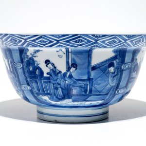 Een Chinese blauwwitte klapmutskom, Kangxi merk en periode — foto 1