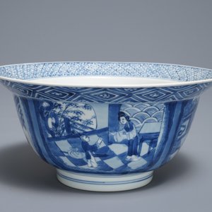 Een Chinese blauwwitte klapmutskom met figurendecor, Kangxi merk en periode — foto 7