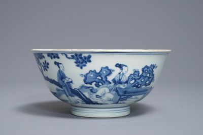 Een Chinese blauwwitte kom met de 'Cao zussen', Chenghua merk, Kangxi