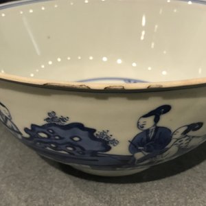 Een Chinese blauwwitte kom met een konijn, Chenghua merk, Kangxi/Yongzheng — foto 13