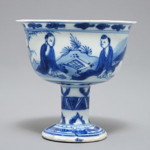 Een Chinese blauwwitte kom op voet, Ming, Chongzhen — foto 4