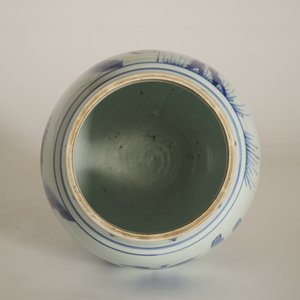 Een Chinese blauwwitte olijfvormige vaas, Chongzhen, Transitie periode — foto 11