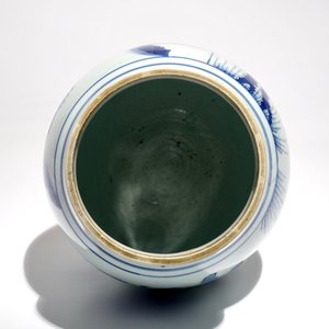 Een Chinese blauwwitte olijfvormige vaas, Chongzhen, Transitie periode — foto 5