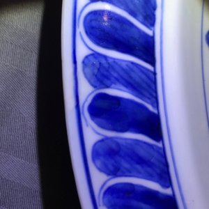 Een Chinese blauwwitte schotel met Bacchus, Kangxi — foto 8