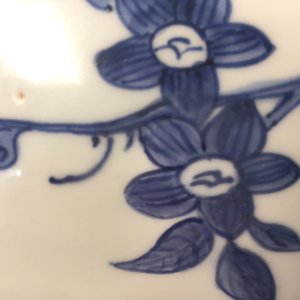 Een Chinese blauwwitte schotel met herten en een aap, Jiajing — foto 5