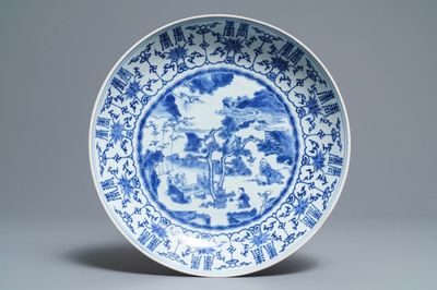 Een Chinese blauwwitte schotel met 'Shou' karakters, Transitie periode