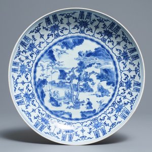Een Chinese blauwwitte schotel met 'Shou' karakters, Transitie periode — foto 1