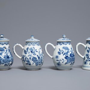 Een Chinese blauwwitte specerijenset op onderschotel, Qianlong — foto 4