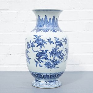 Een Chinese blauwwitte vaas met 'sanduo' decor, 19/20e eeuw — foto 9