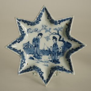 Een Chinese blauwwitte zoetvleesset of rijsttafel met figurendecor, Kangxi — foto 8
