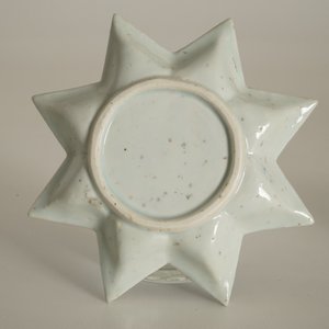 Een Chinese blauwwitte zoetvleesset of rijsttafel met figurendecor, Kangxi — foto 9