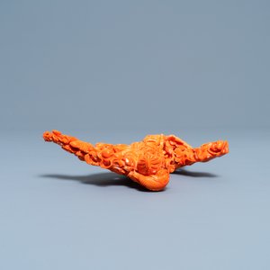 Een Chinese bloedkoralen groep met een onsterfelijke, 19/20e eeuw — foto 5