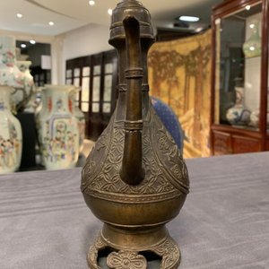 Een Chinese bronzen dekselkan voor de Islamitische markt, 17/18e eeuw — foto 14