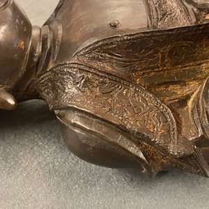 Een Chinese bronzen figuur van Boeddha, Ming — foto 13