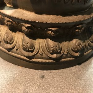 Een Chinese bronzen figuur van Guanyin, Ming — foto 13