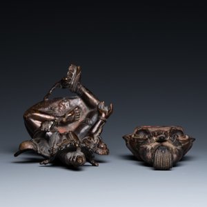 Een Chinese bronzen figuur van Wenchang Wang en een Tara in koperlegering, Ming en 19/20e eeuw — foto 6